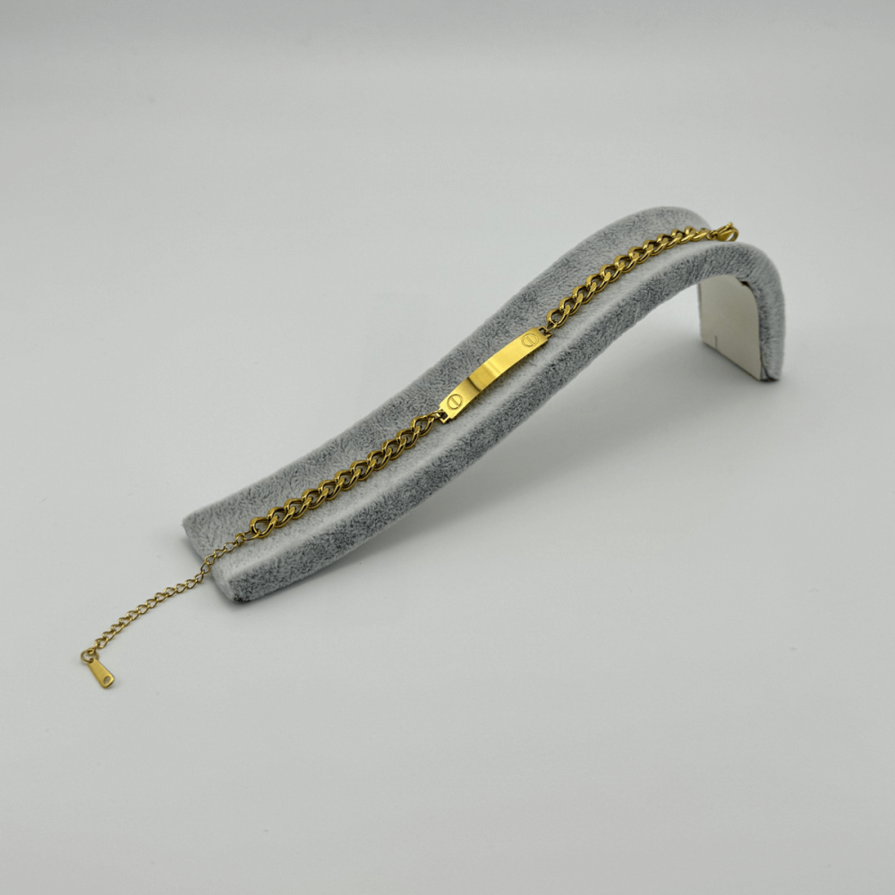 Cartier Plaka Model Gold Özelleştirilebilir Çelik Bileklik